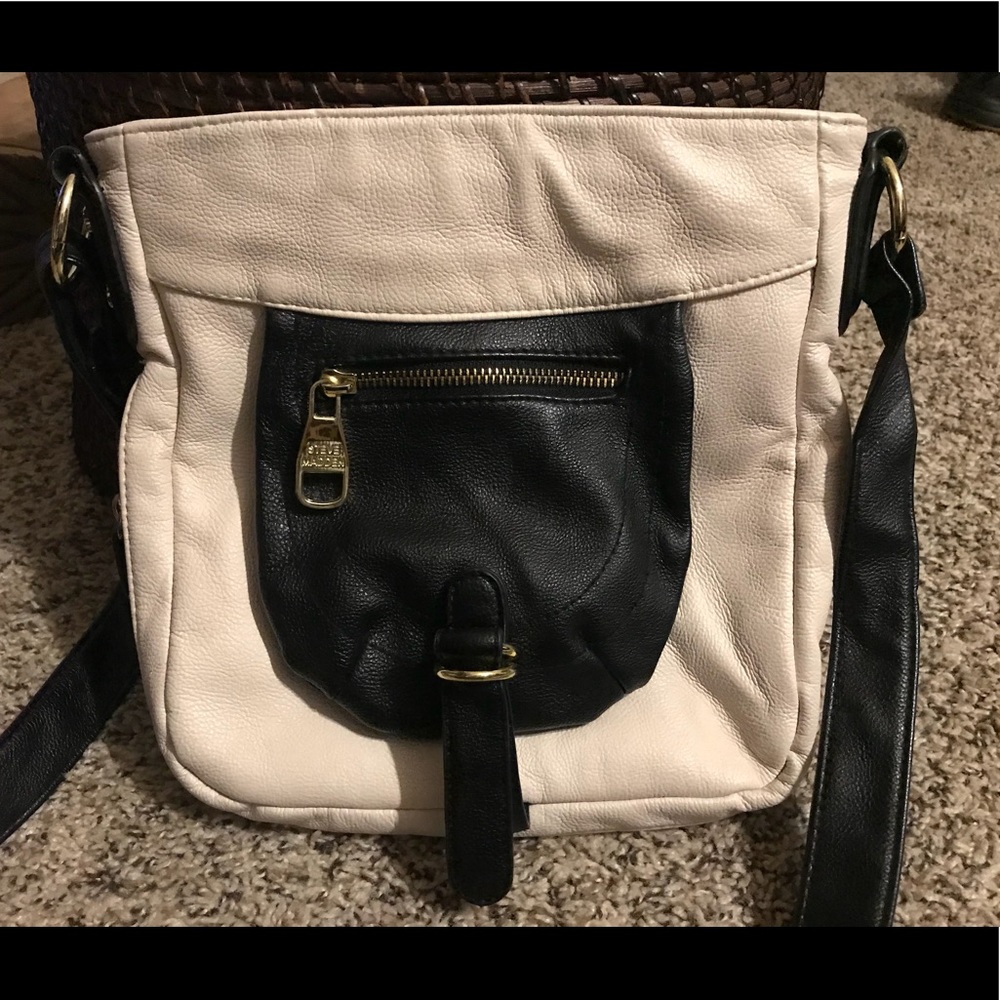 Steve Madden crossbody purse
